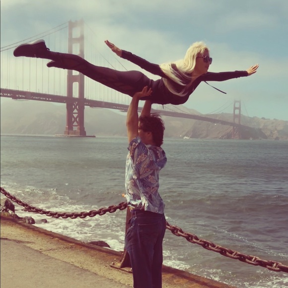 Meet your Posher, Jade - Picture 2 of 5